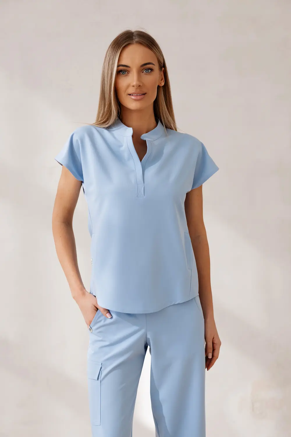 Uniform_medyczny_i_kosmetyczny_baby_blue.webp